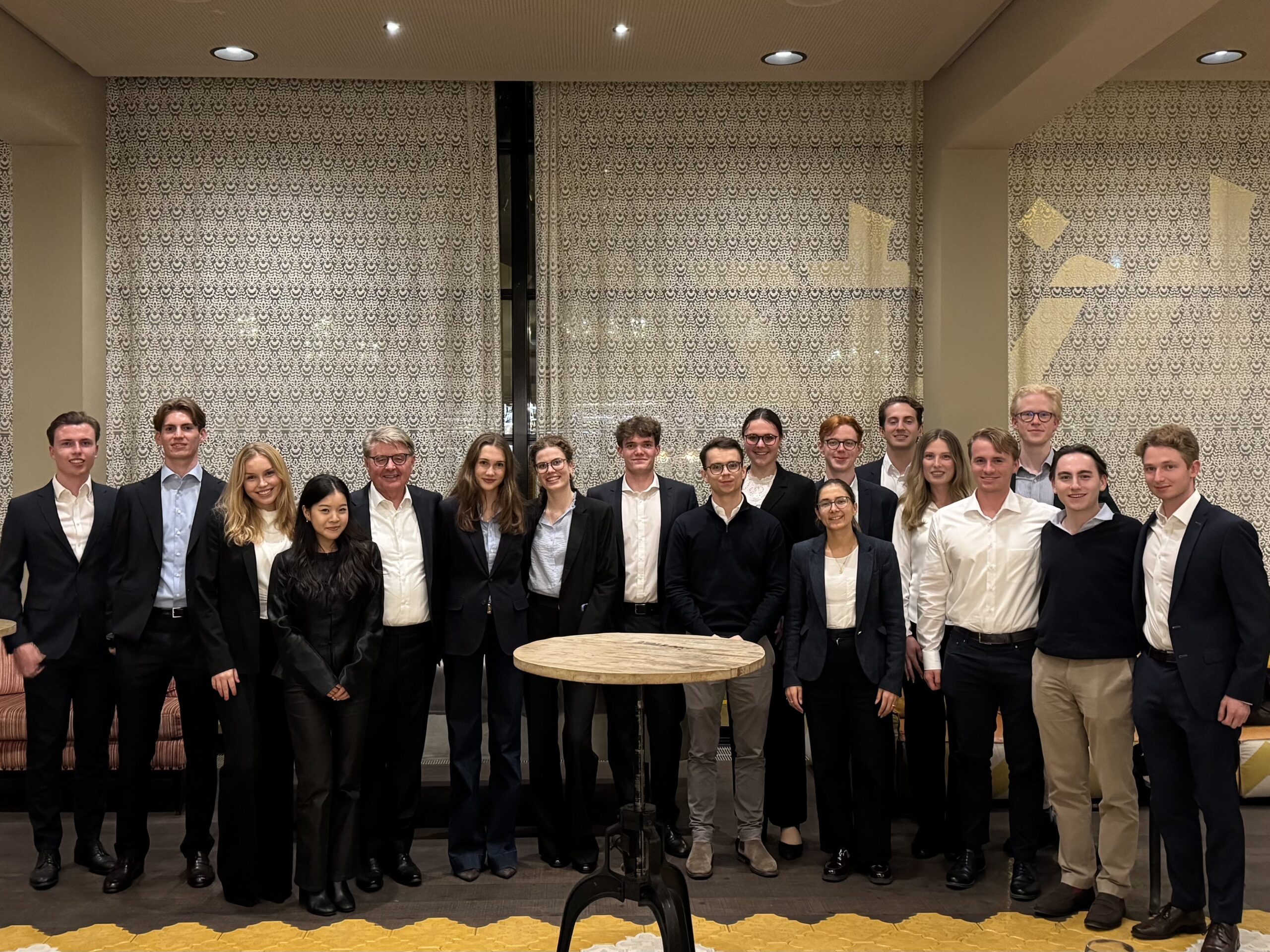 Group photograph with Dr. Theodor Weimer and the students
